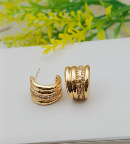 New fancy Original zirconia Gold plated tops