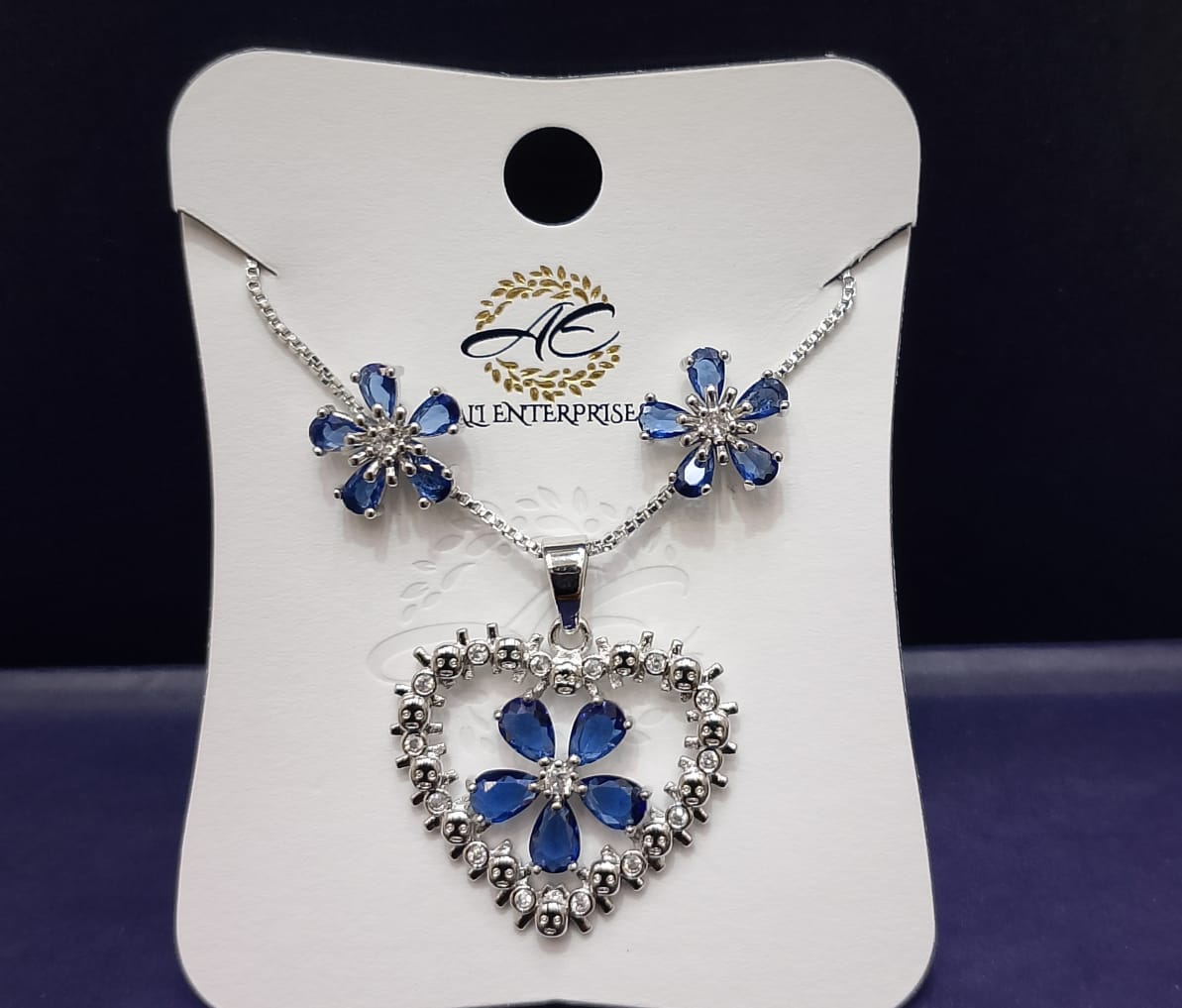 Zarcon 2 pieces chain locket with tops best quality zarcon set