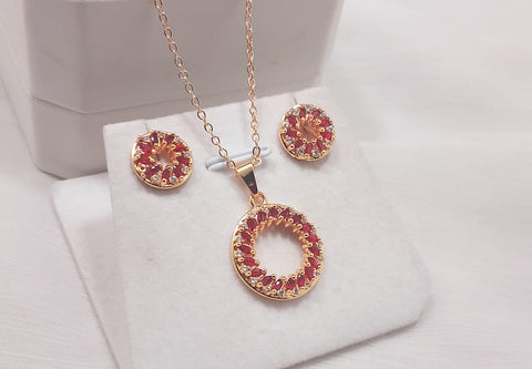 Zarcon 2 pieces chain locket with tops best quality