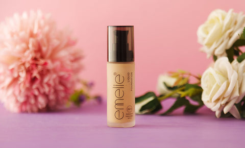 Emelie Liquid Foundation SPF25