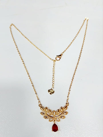 Leaf Embellished pendant