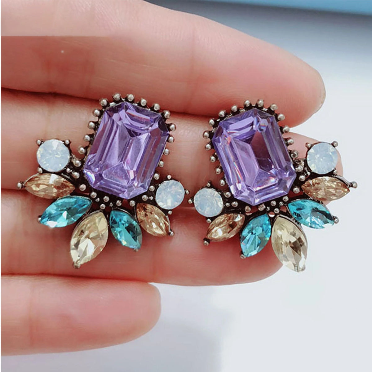 Wearables- Leafy Connection Women Earrings