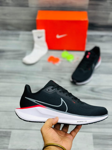Nike Journey Run Shoes