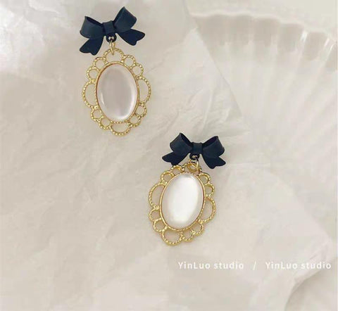 Good quality beautiful earrings pair