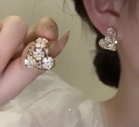 Heart Shape Earrings Pair