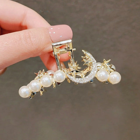 Beautiful Pearl Moon shape Hair twist Clip